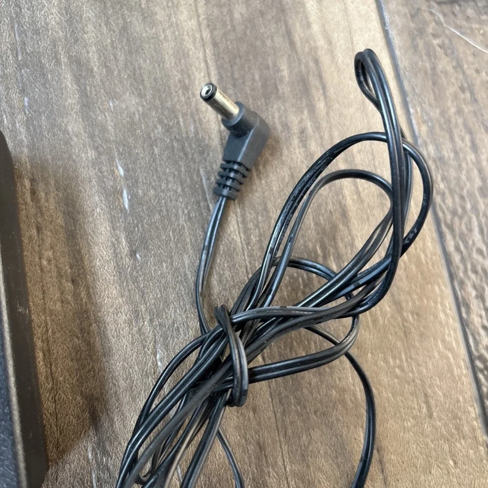 Genuine Insignia NSA45EU-180250 AC Adapter Power Cord Supply Charger Original